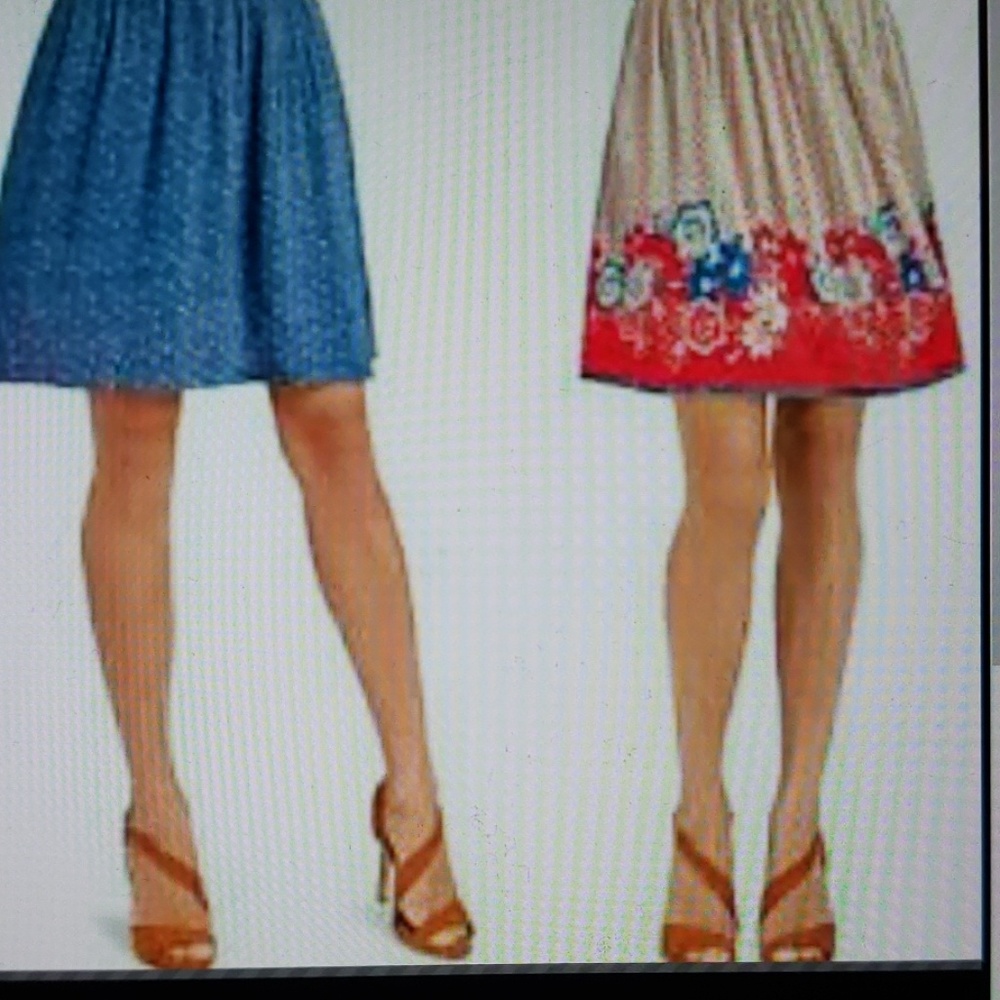 GUC Cabi reversible skirt size small
